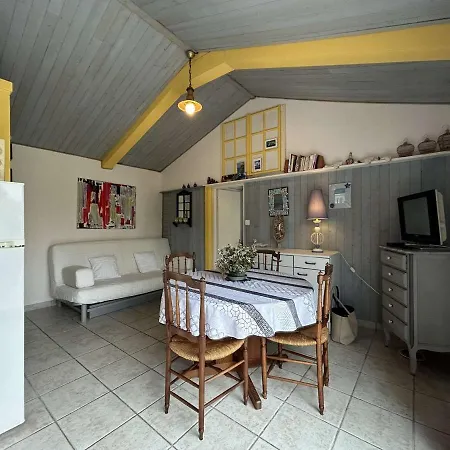 Prázdninový dům Charmante Maison Avec Jardin, Proche Et Centre, Parking Et Abri Velos A - Fr-1-224b-188 Noirmoutier-en-l'Ile