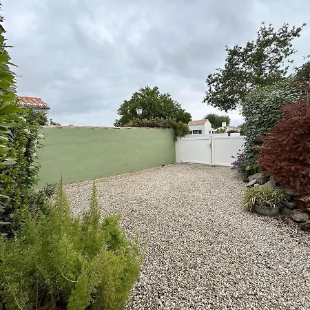 Charmante Maison Avec Jardin, Proche Et Centre, Parking Et Abri Velos A - Fr-1-224b-188 * Noirmoutier-en-l'Ile